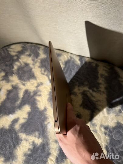 MacBook Air 2020 M1 8/256 Акб 84 Gold