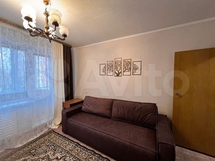 2-к. квартира, 53 м², 3/9 эт.