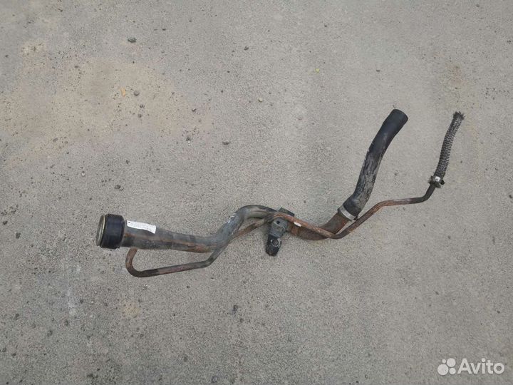 Заливная горловина corolla sprinter ae101