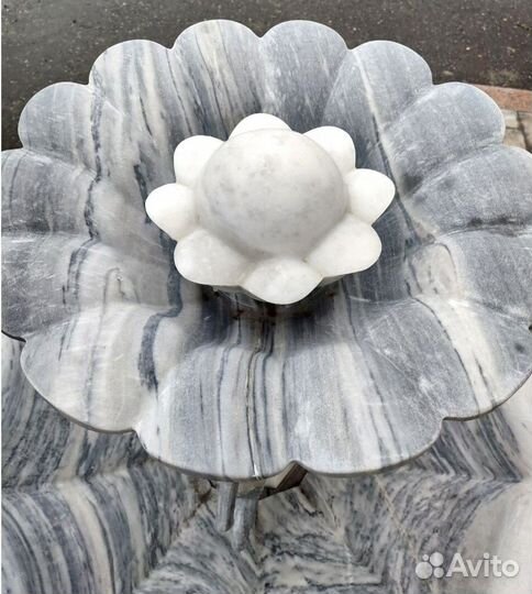 Фонтан из мрамора