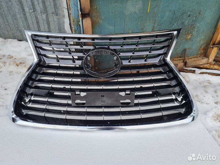 Решетка радиатора Lexus NX 2020