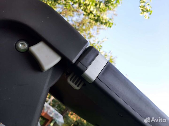 Продам стульчик для кормления Inglesina Италия