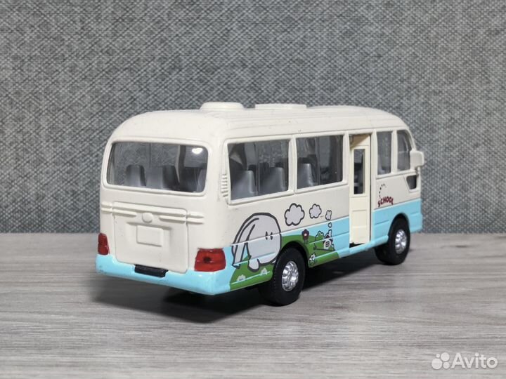 Автобус Hyundai County 1:43 бежево-голубой