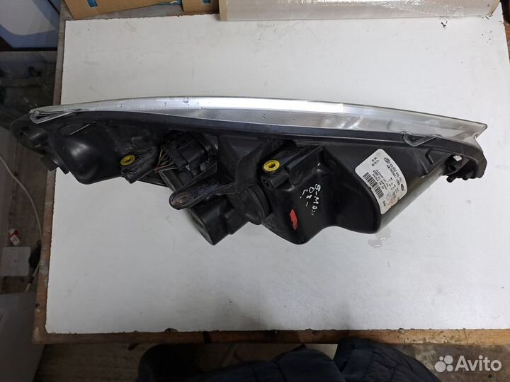 Фара передняя левая Ford S Max