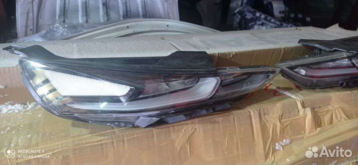 Фара передняя Хендай Санта Фе 4 TM