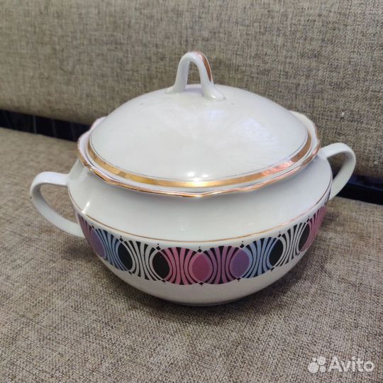 Супница фарфоровая СССР