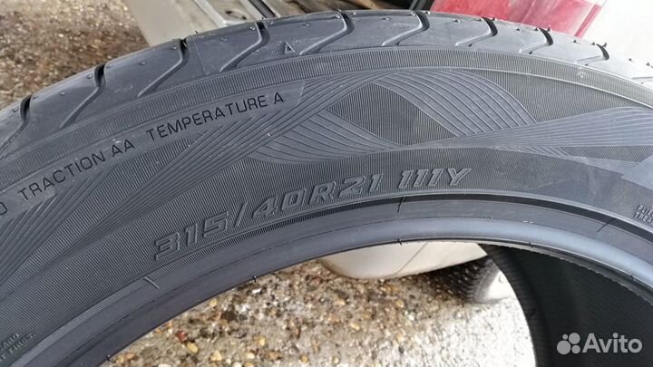 Yokohama Advan Sport V105T 315/40 R21 111Y