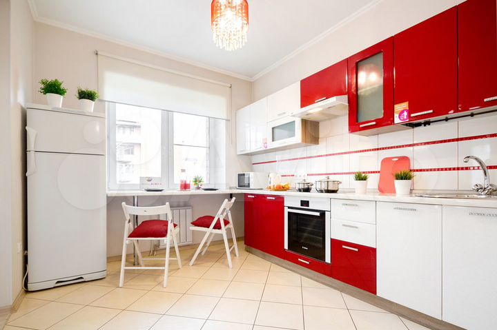 2-к. квартира, 70 м², 4/13 эт.