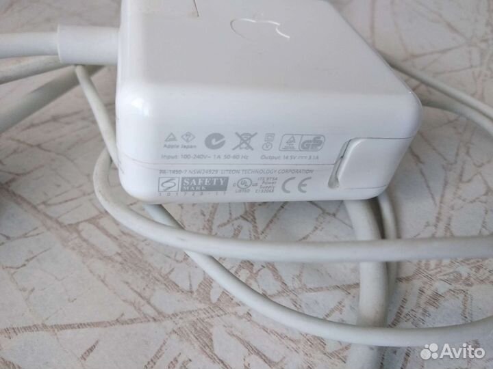 Сетевой адаптер apple MagSafe Power Adapter A1374