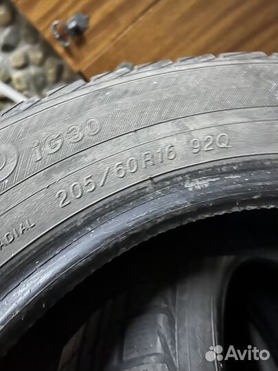 Yokohama Ice Guard IG30 205/60 R16