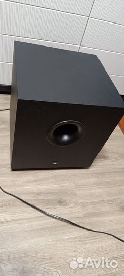 Активный subwoofer jbl tlx sub 125