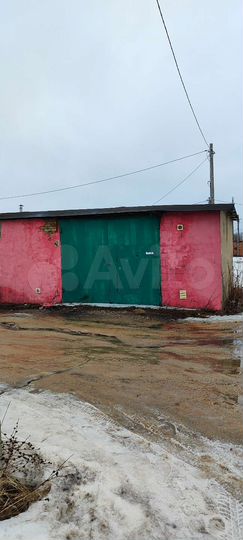 Гараж, > 30 м²