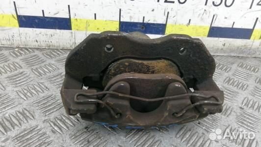 Суппорт тормозной передний левый ford C-MAX 1 (8LV