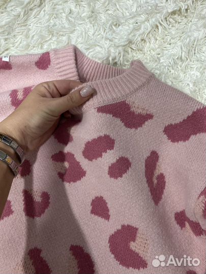 Свитер на девочку 130,140,150