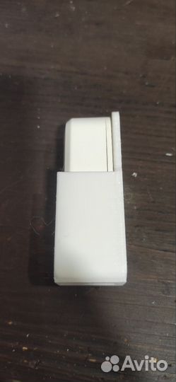 Настенное крепление для датчика температуры