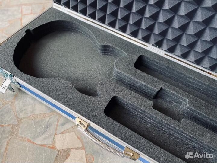 Кейс для электрогитары Yamaha SBG200