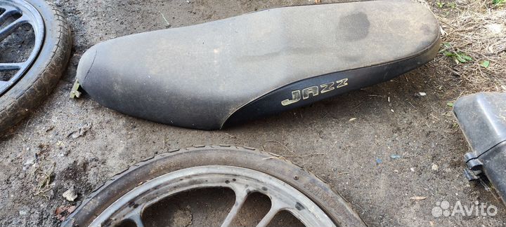 Рама и сиденье с приборкой jazz