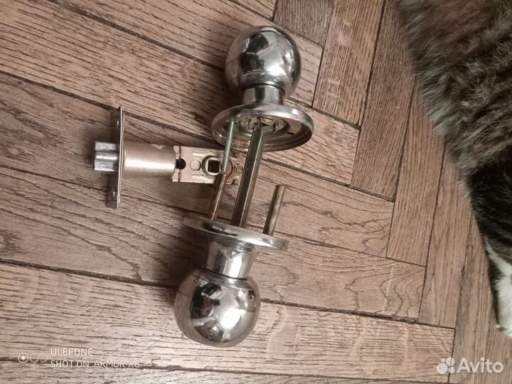 Дверные ручки