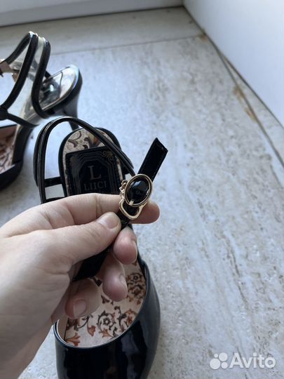 Туфли лаковые женские 36 размер