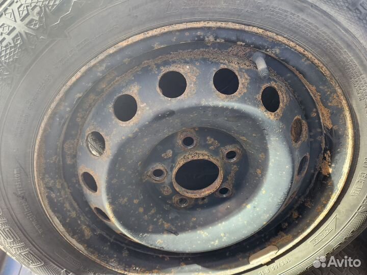 R15 Gislaved Nord Frost 5 195/65, PCD 5x114.3 DIA 61.9