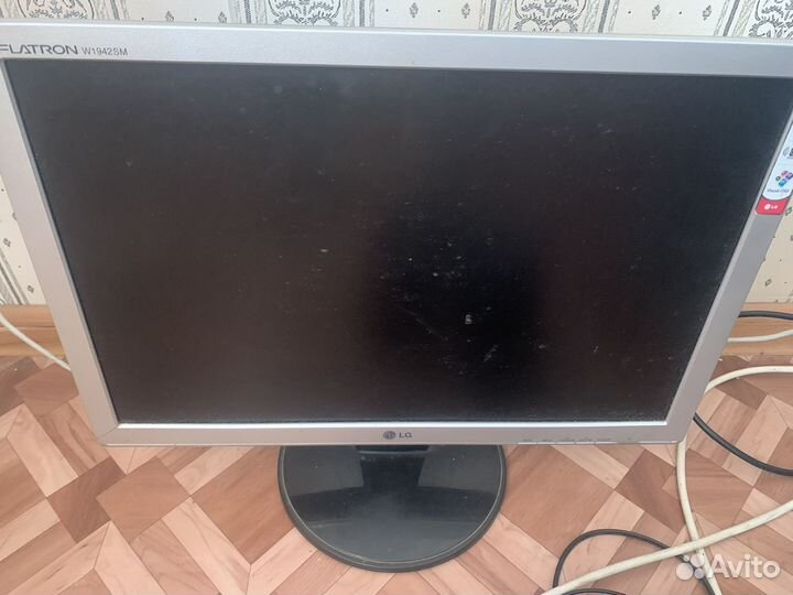 Монитор LG