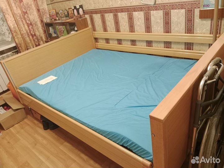Кровать для лежачих больных с электроприводом бу