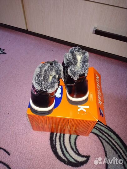 Ботинки зимние,теплые