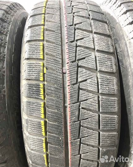 Bridgestone Blizzak Revo GZ 215/65 R16 92N