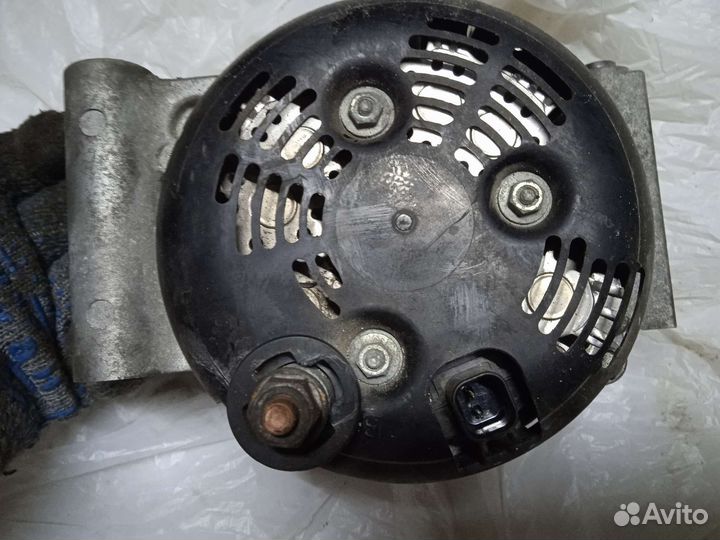 Генератор jeep grand cherokee wk2