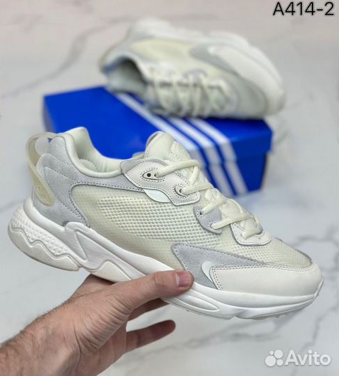 Кроссовки adidas