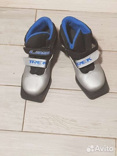 Лыжные ботинки