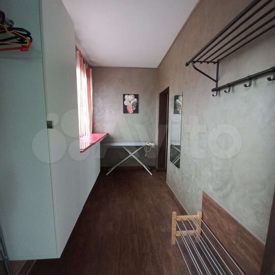 2-к. квартира, 60 м², 2/3 эт.