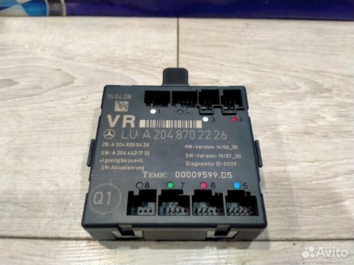 Блок управления дверьми передний правый