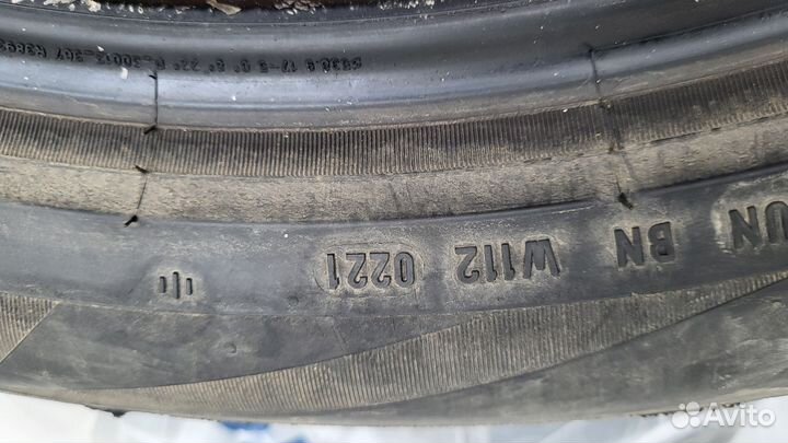 Pirelli Scorpion Zero All Season 275/45 R21 и 315/40 R21