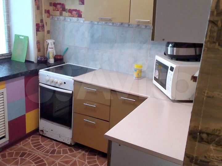 2-к. квартира, 33 м², 1/3 эт.