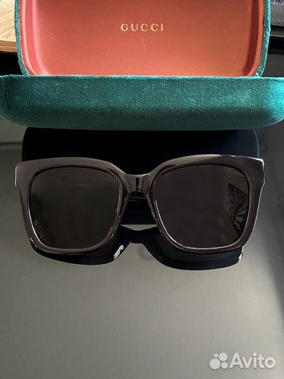 Солнечные очки gucci