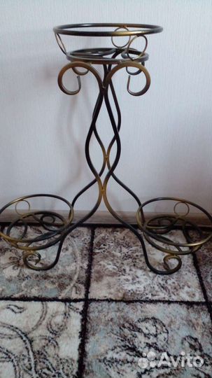 Подставка для цветов