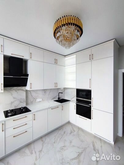 Кухонный гарнитур в студию