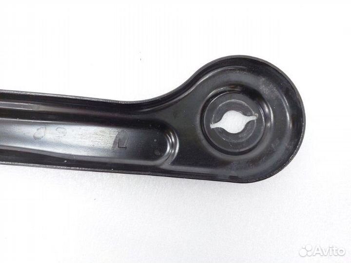 Кронштейн подрамника левый Hyundai Sonata DN G4NA