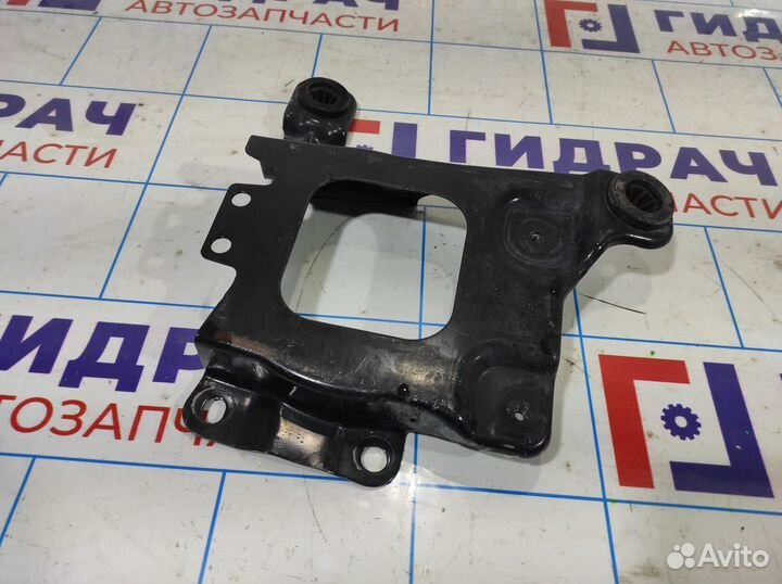 Кронштейн аккумулятора Ford Focus 3 AV61R6K034AB