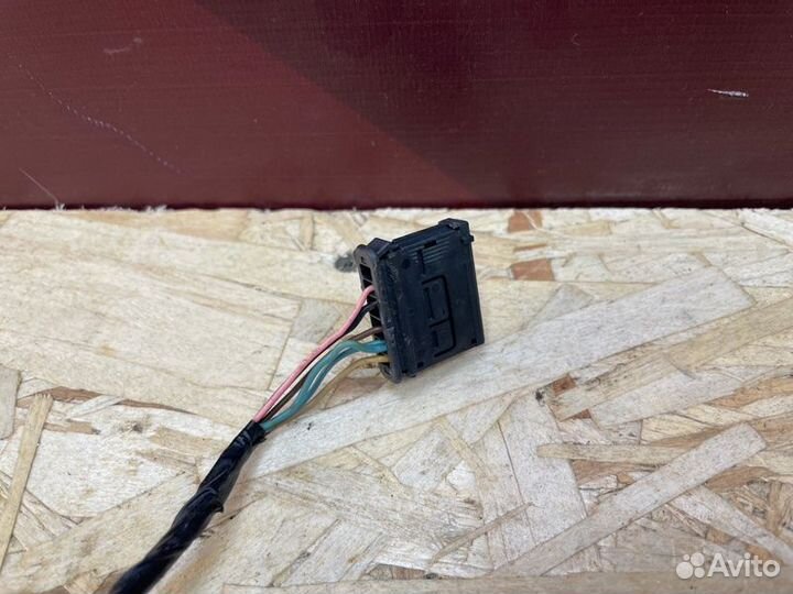 Проводка багажника правая Renault Logan