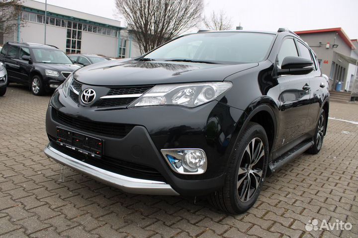 Запчасти б/у Toyota RAV 4 2014