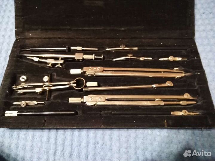 У-14 Готовальня