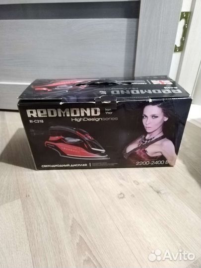 Утюг redmond