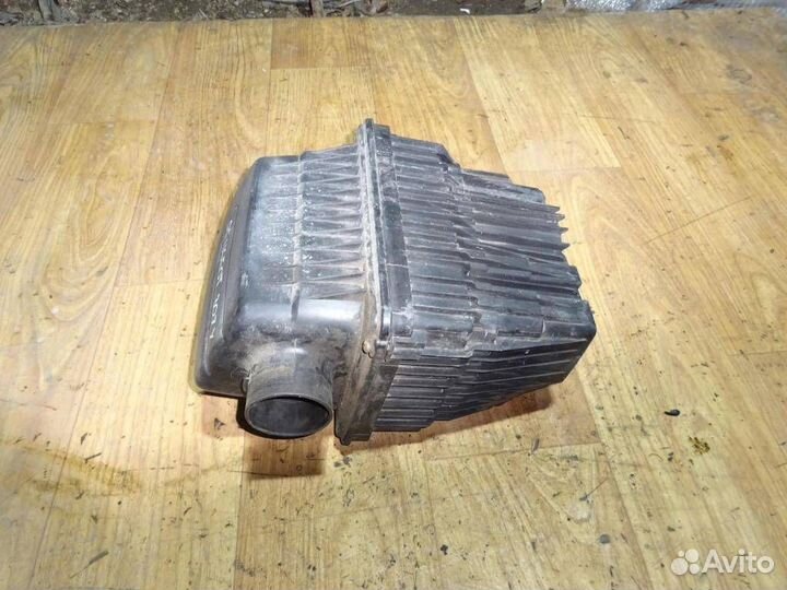 Корпус воздушного фильтра Peugeot 307 2001-2007