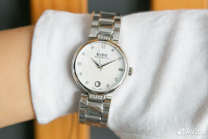 Женские Mido Baroncelli II Donna Auto (28 брил.)