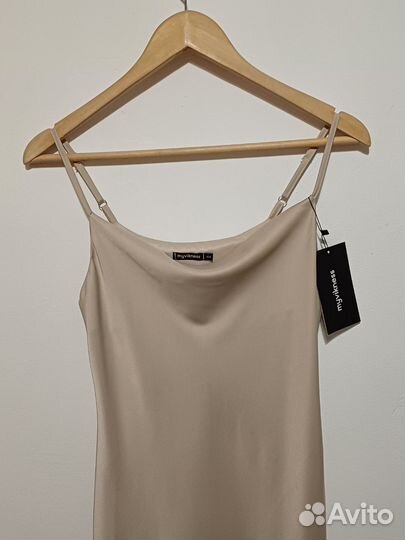 Вечернее платье в пол 44 размер новое