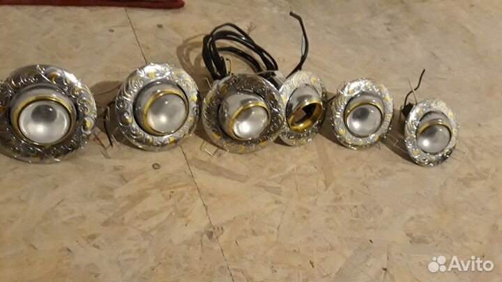 Светильник встраиваемый