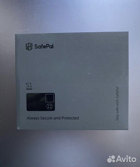 Аппаратный кошелек Safepal
