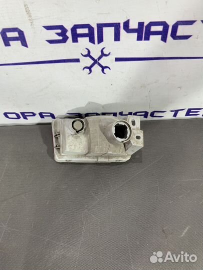 Фонарь в бампер правый Land Cruiser Prado 09-23